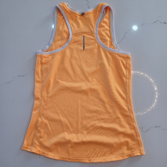 Nike Dri-Fit tank-top - women's size Small - Picture 7 of 15